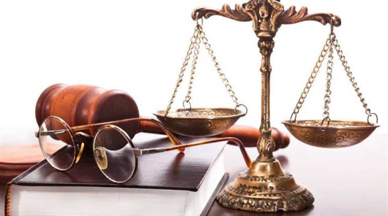 Subscription legal services